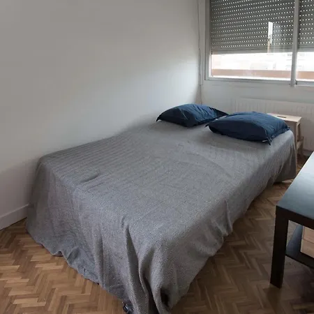 Bright Apt Near Le Marais Daire Paris