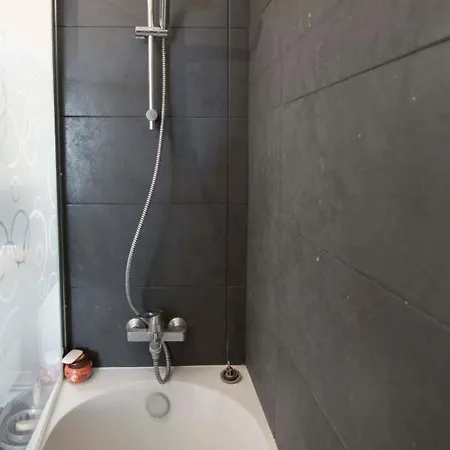 Bright Apt Near Le Marais アパート