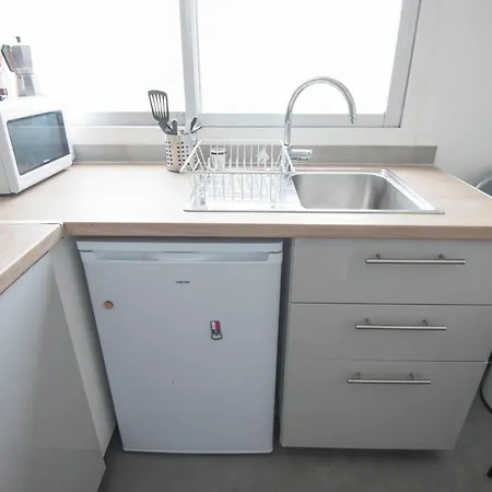 Bright Apt Near Le Marais